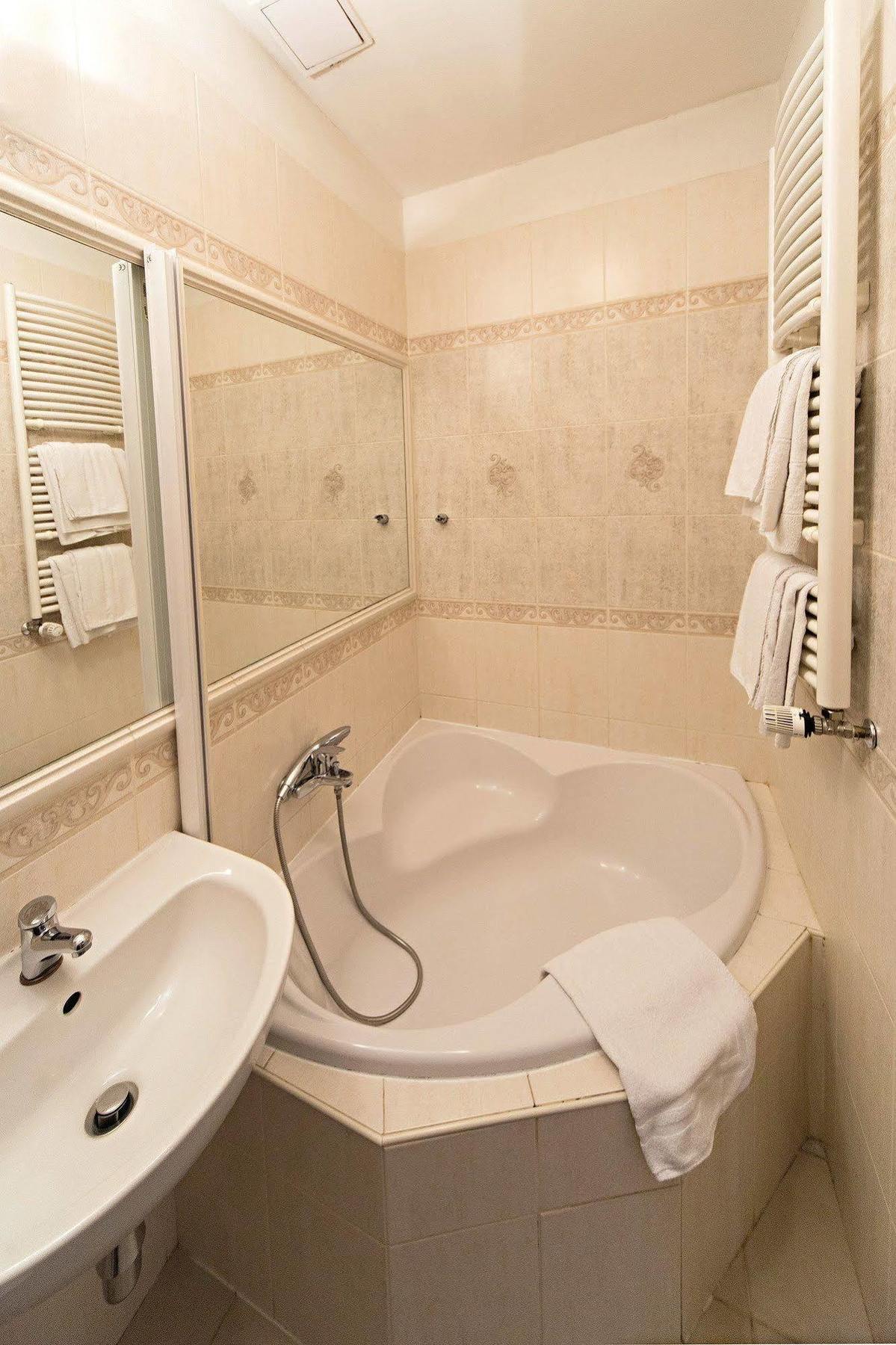Hotel Donatello Praha Eksteriør bilde